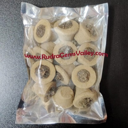 Picture of Mini Sambrani dhoop cup with benzoin, made of Indian breed cow dung powder, mangowood sawdust, hawan samagri powder, cow ghee and natural hawan ingredients. Pack of 12 pcs., net weight 80 grams.