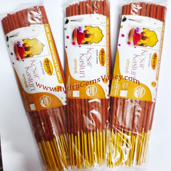 Picture of Gayatri Pariwar Vedmata Agarbatti ayurvedic kesar-kasturi flavour incense sticks 55 to 60 pcs., weight approx 70 grams.
