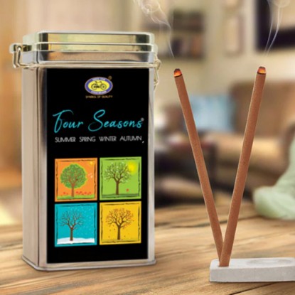 Picture of Cycle Four Seasons Premium bambooless incense sticks, size 4.7 inches, 30x4=120 sticks in a packet, burning time 25 minutes, weight approx 200 grams.